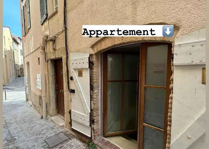 Vieil Rue Du Bateau *